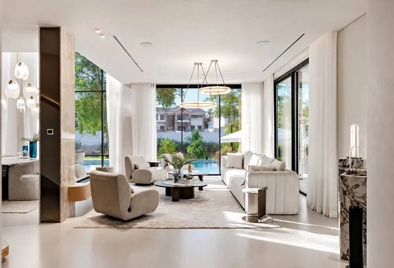 Lakefront show home with private roof lounge, photo 5
