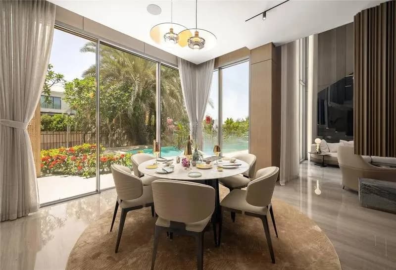 Upgraded, extended Garden Hall villa with lake views, photo 5