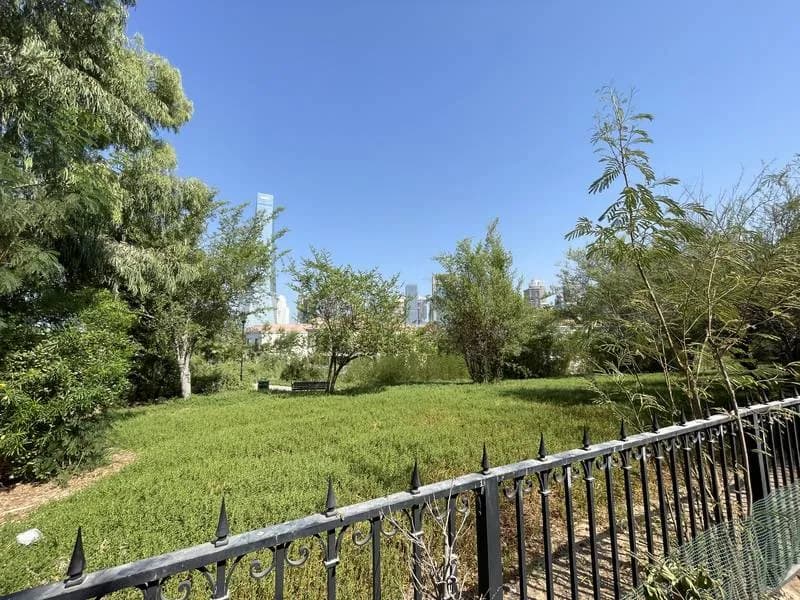 Off-market villa with extendable plot, photo 3