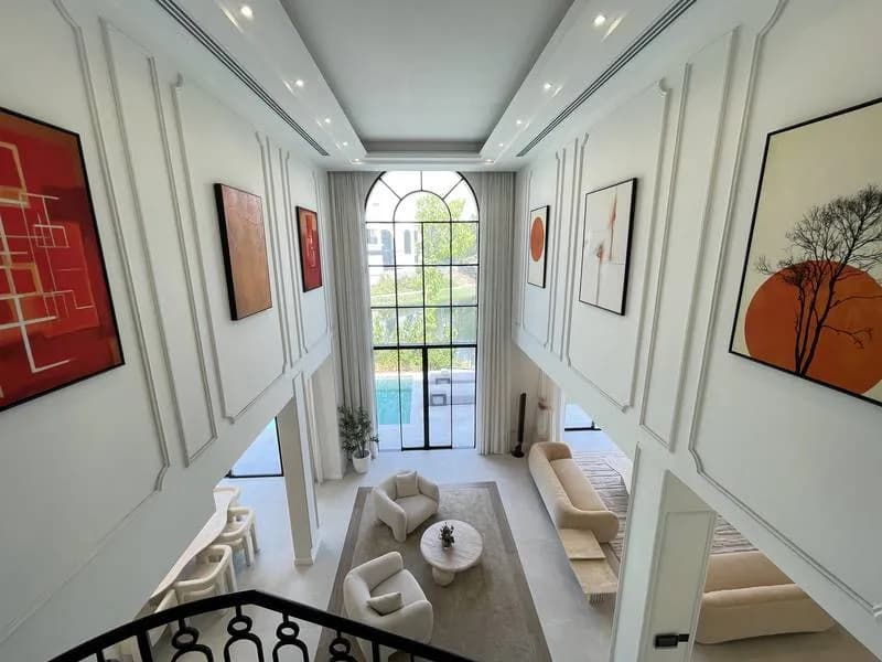 Renovated, extended lake-facing villa, photo 6